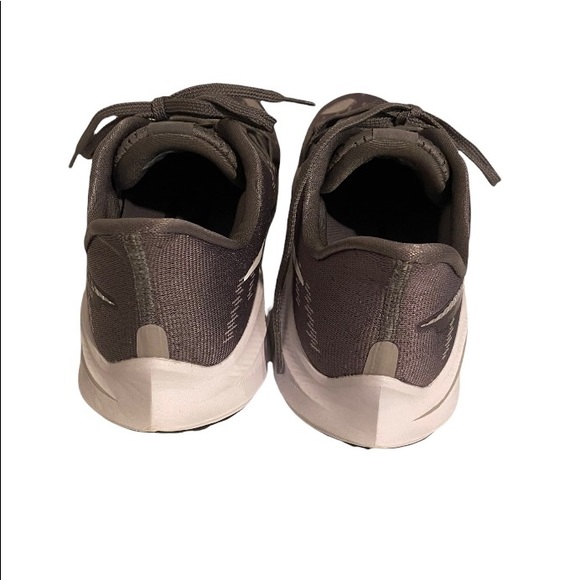 Nike Air Zoom Vomero 14 - Picture 1 of 5